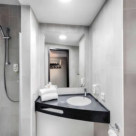 Kassel-industriepark Hotel 3*